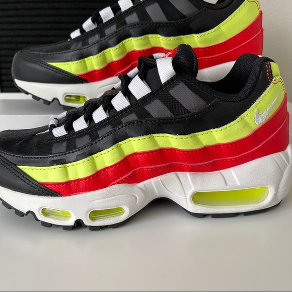 NIKE AIR MAX 95 NEON RED WOMENS SHOES SIZE 5.5 BLA - Picture 7 of 10